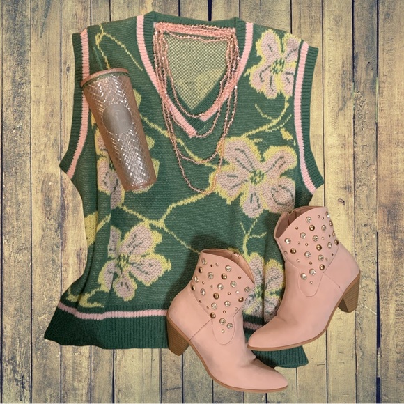 Plus Size Olive and Pink Floral Sweater Vest - Picture 1 of 4